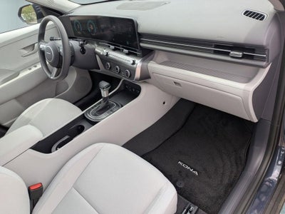 2026 Hyundai KONA SE