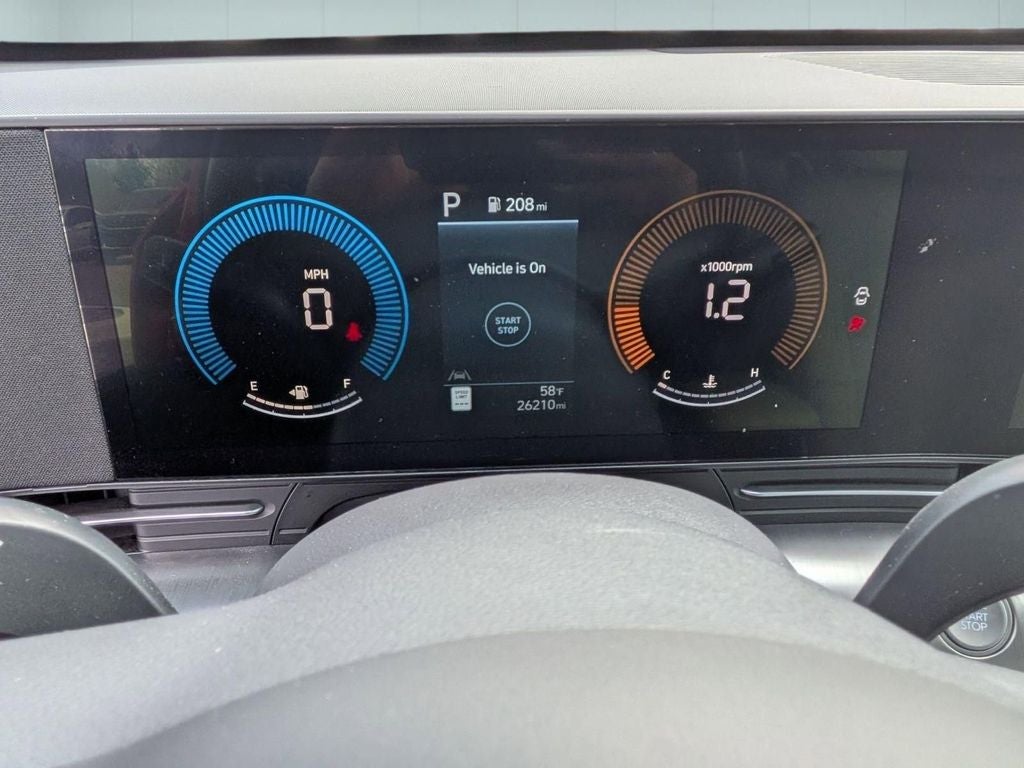 2025 Hyundai KONA SEL