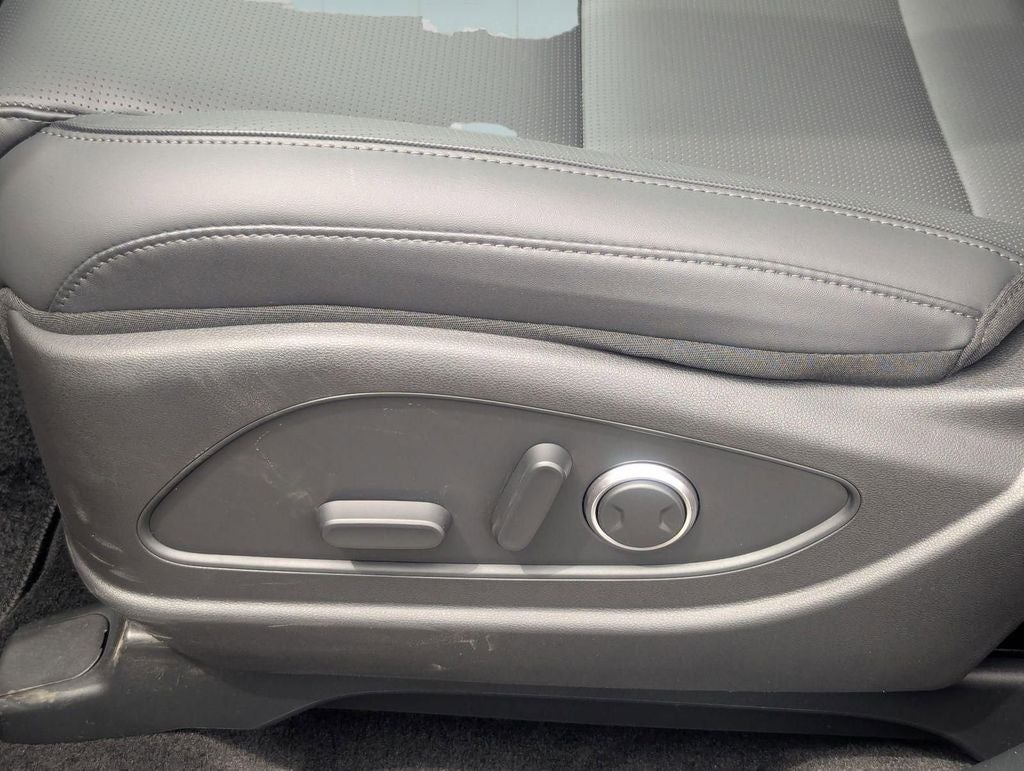 2026 Hyundai PALISADE SEL 8 Passenger