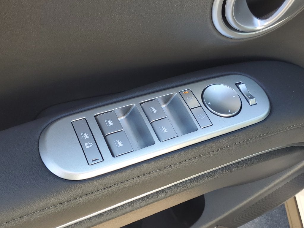 2027 Hyundai PALISADE SEL 7 Passenger