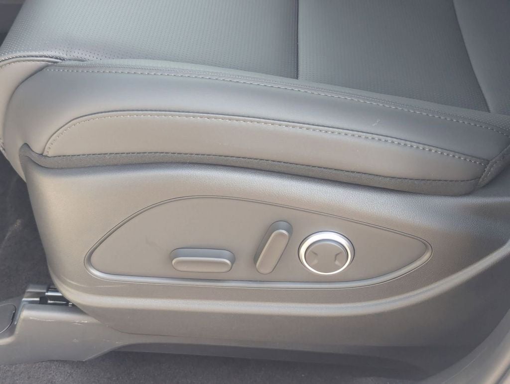 2026 Hyundai PALISADE SEL 8 Passenger