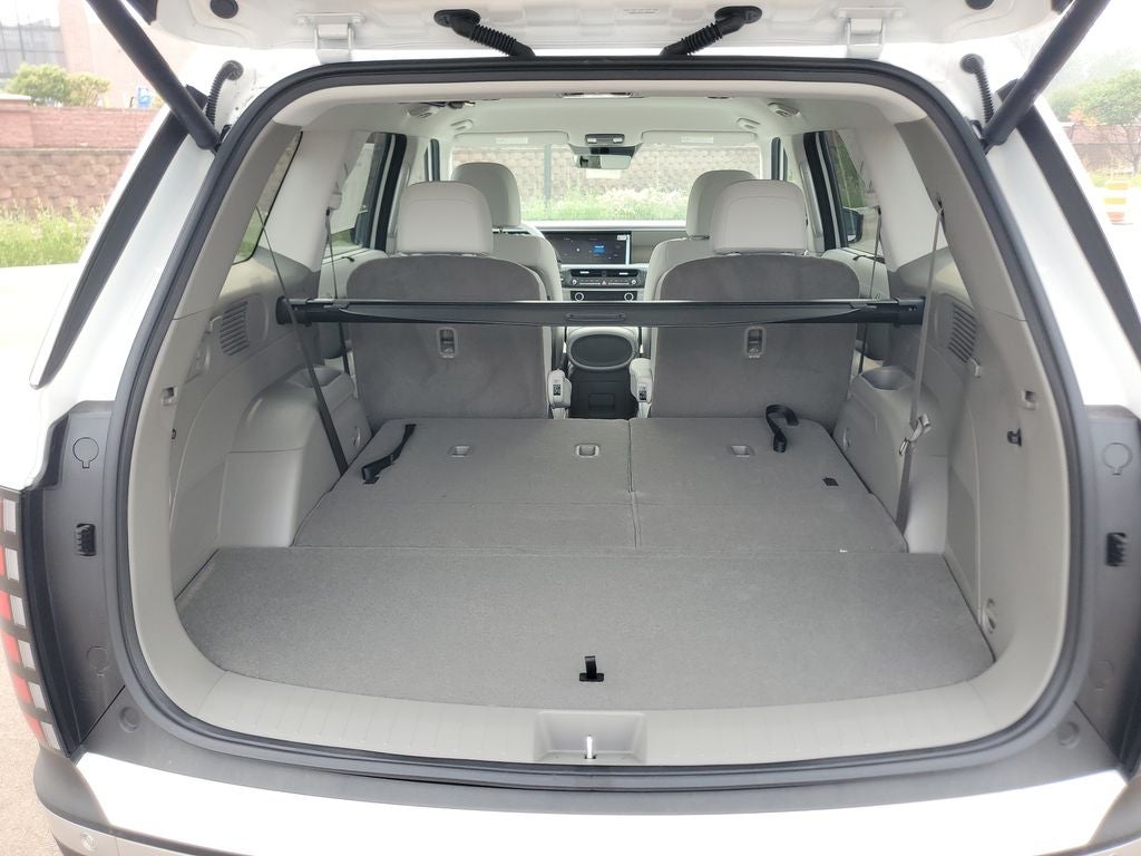 2026 Hyundai PALISADE HYBRID SEL 7 Passenger