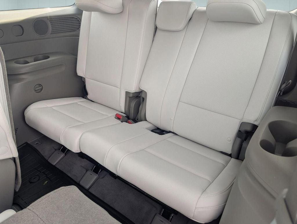 2026 Hyundai PALISADE HYBRID SEL 7 Passenger