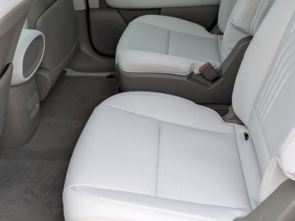 2026 Hyundai PALISADE HYBRID SEL 7 Passenger