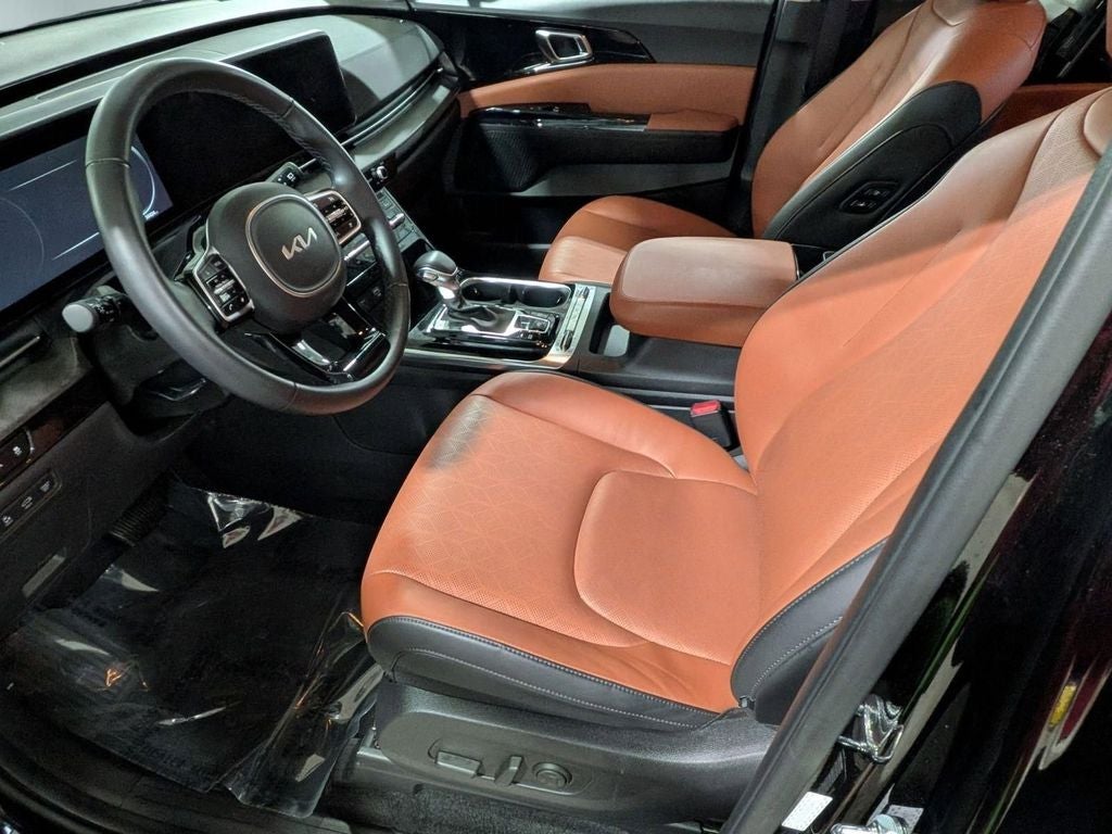 2024 Kia Carnival SX