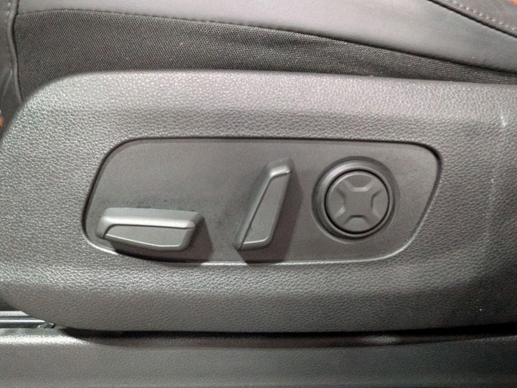 2024 Kia Carnival SX