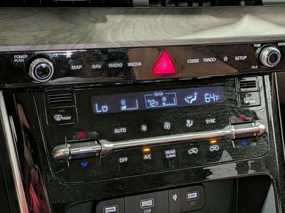 2024 Kia Carnival SX