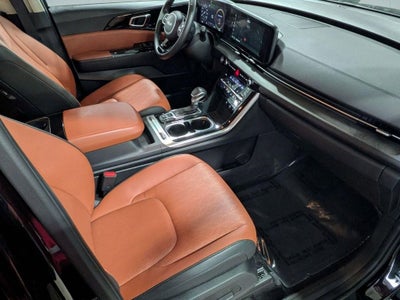 2024 Kia Carnival SX