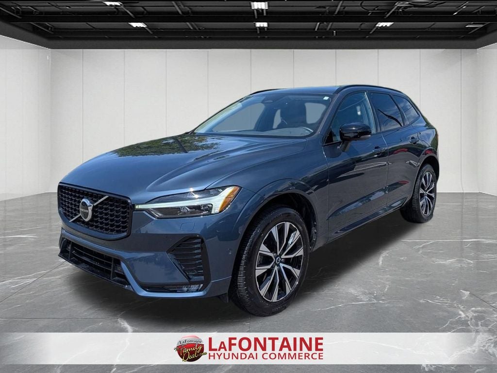 2024 Volvo XC60 B5 Plus Dark Theme AWD's photo