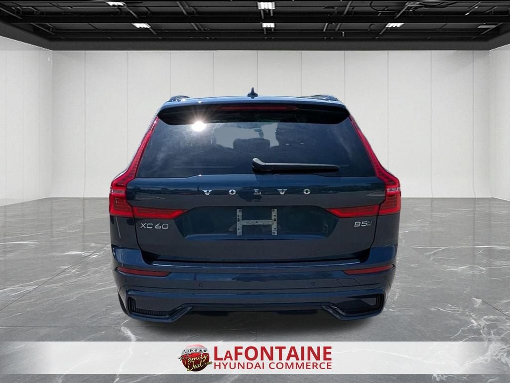 2024 Volvo XC60 B5 Plus Dark Theme